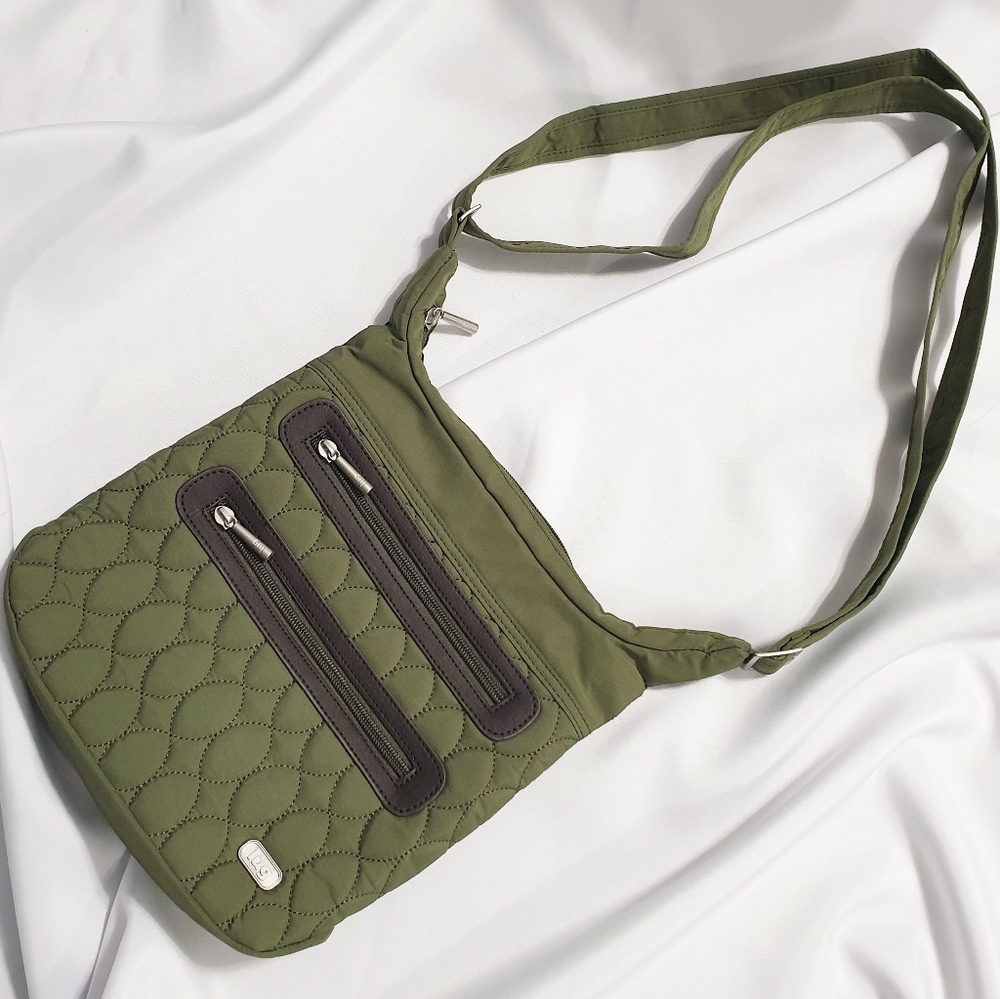 Lug Canter Sidesaddle Crossbody Bag in Fern Green